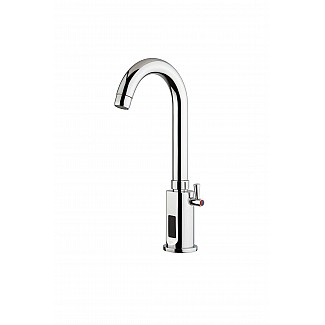 BASIN MIXER, OPERATED BY INFRARED SENSOR AND POWERED BY BATTERY WITH SWINGING HIGH SPOUT 130MM, FLEXIBLES INCLUDED, BATTERIES NOT INCLUDED.
- WE RECOMMEND TO USE LITHIUM BATTERIES.
- FLOW TIME 7,5 SEC.
- VANDAL PROOF SHUT OFF AFTER 5 MIN OF CONTINUOUS FLO