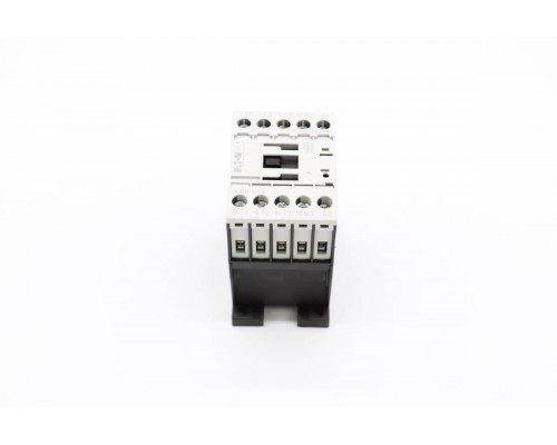 M700 - Contactor Dilm 12-10 220V