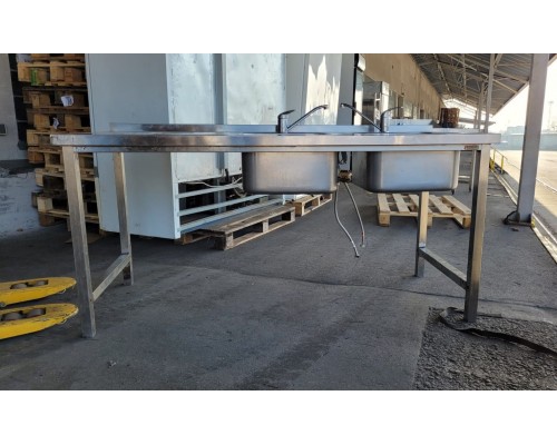 Table with open frame, Novameta, DML-PRV-170/70/90