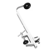 Bracket measuring pourer