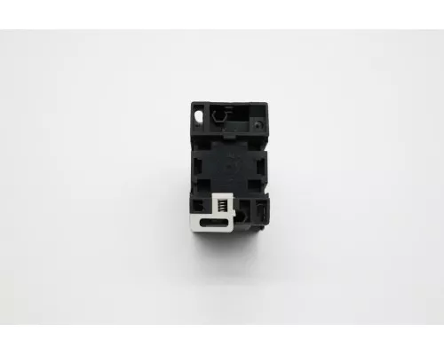 Epo1/2/3 Contactor (Om) Epo1/2/3 Contactor (Om)