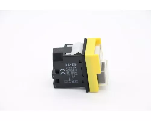 MAJ25E/26X - On/Off Switch (Black & White Buttons) MAJ25E/26X - On/Off Switch (Black & White Buttons)