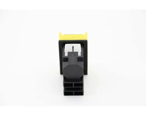 MAJ25E/26X - On/Off Switch (Black & White Buttons) MAJ25E/26X - On/Off Switch (Black & White Buttons)