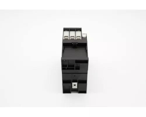 VN2000 - Contactor Dilm 1710 220V 7,5 Kw Moeller VN2000 - Contactor Dilm 1710 220V 7,5 Kw Moeller