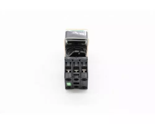 VC450 - On/Off Switch # 038 VC450 - On/Off Switch # 038