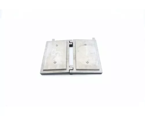 SMILEY - Hot Plates (Set Of 2) SMILEY - Hot Plates (Set Of 2)