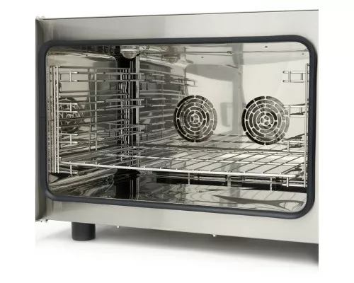 Combi Steam Oven - Fits 4 Trays (1/1 GN / 60 x 40cm) - Analogue - 400V Combi Steam Oven - Fits 4 Trays (1/1 GN / 60 x 40cm) - Analogue - 400V