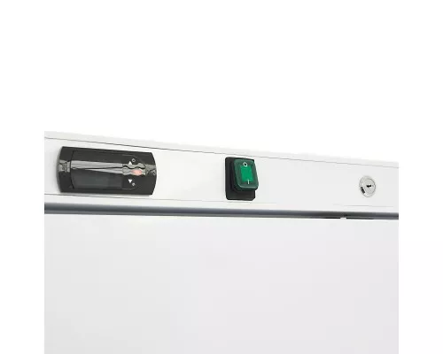 Fridge - 600L - 4 Adjustable Shelves - White Fridge - 600L - 4 Adjustable Shelves - White