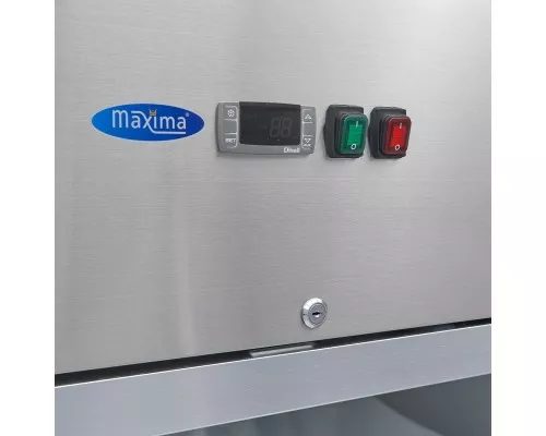 Fridge - 600L - 3 Adjustable Shelves (2/1GN) - Stainless Steel - with Glass Door Fridge - 600L - 3 Adjustable Shelves (2/1GN) - Stainless Steel - with Glass Door