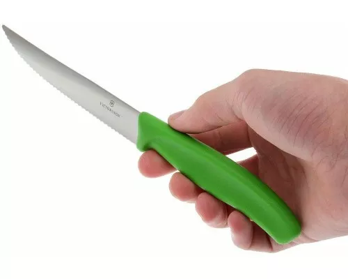 Swiss classic, pizza knife, wavy edge, 12 cm, pink, Victorinox, 6.7936.12L5 Swiss classic, pizza knife, wavy edge, 12 cm, pink, Victorinox, 6.7936.12L5