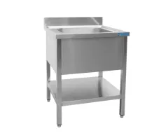 Izlieti ar 1 baseinu, centrēts- 600 mm dziļums, 700mm